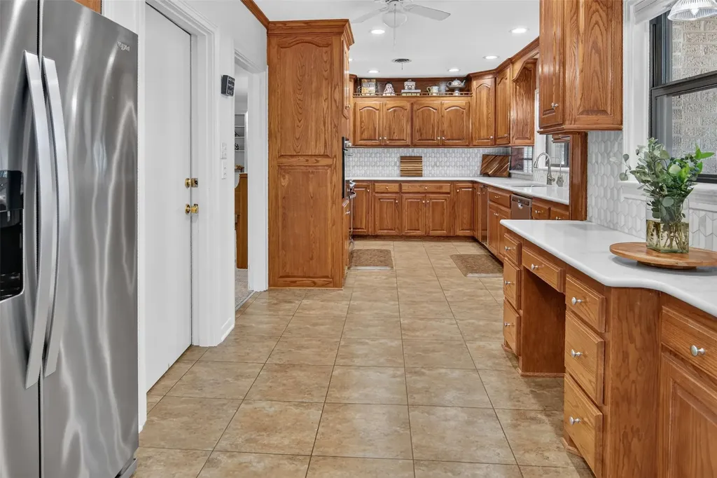 825 Elm Street Graham TX 76450