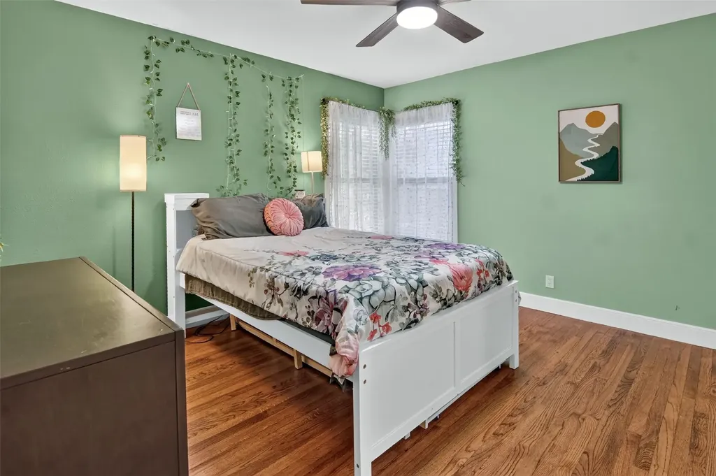 825 Elm Street Graham TX 76450