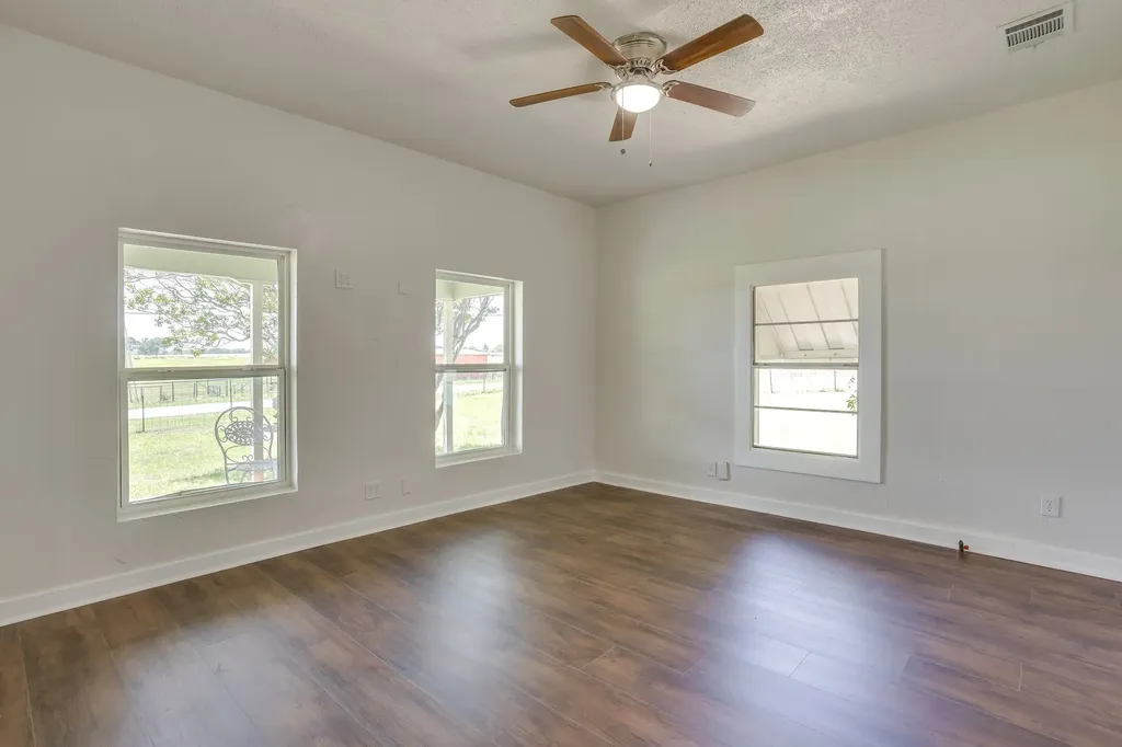 5641 County Road 313a Alvarado TX 76009