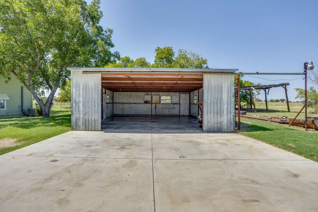 5641 County Road 313a Alvarado TX 76009