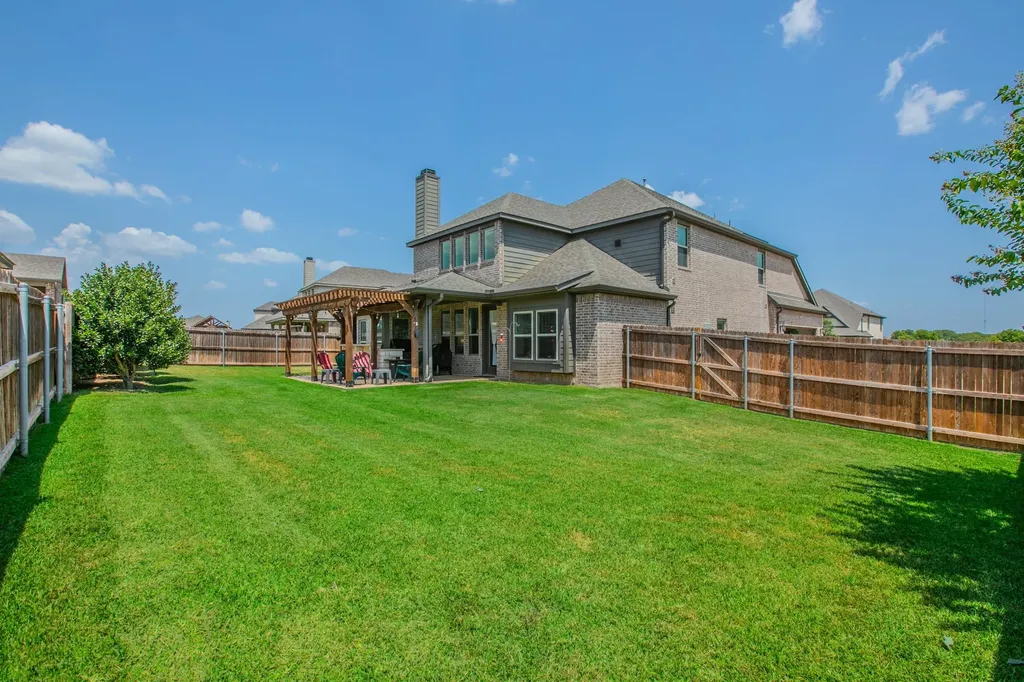 272 Big Creek Loop Hewitt TX 76643