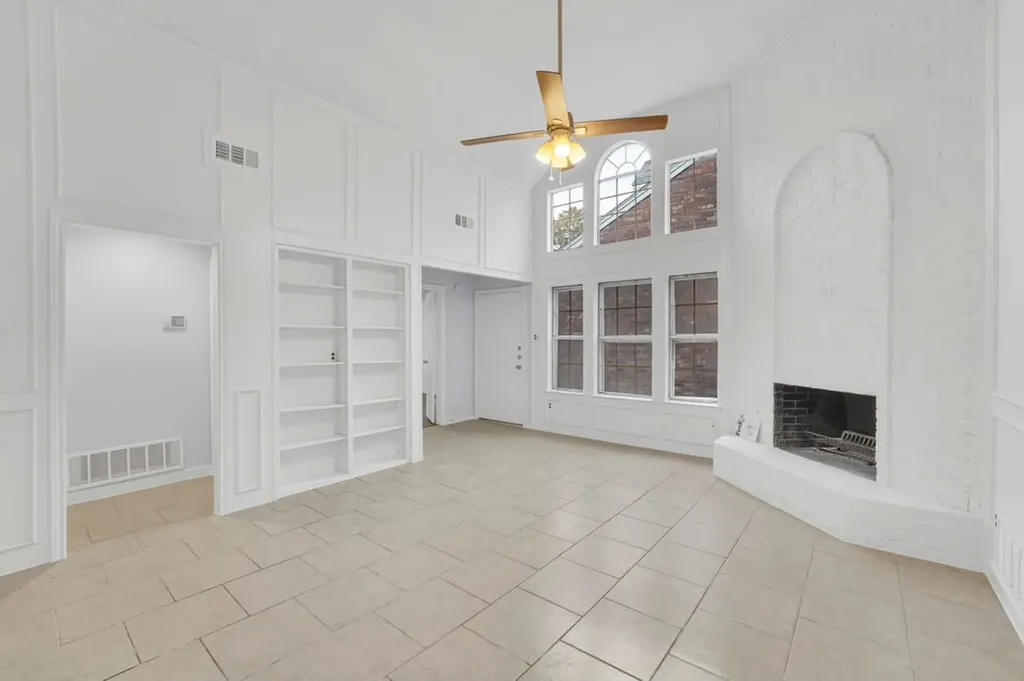 3057 Waterfront Circle Garland TX 75042