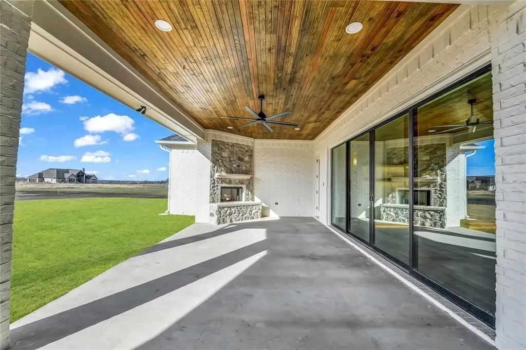 5017 Frost Creek Aledo TX 76008