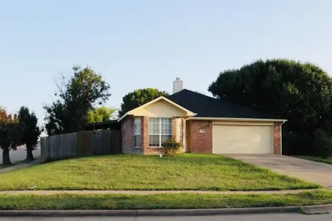 3155 Ponds Edge Trail Grand Prairie TX 75052
