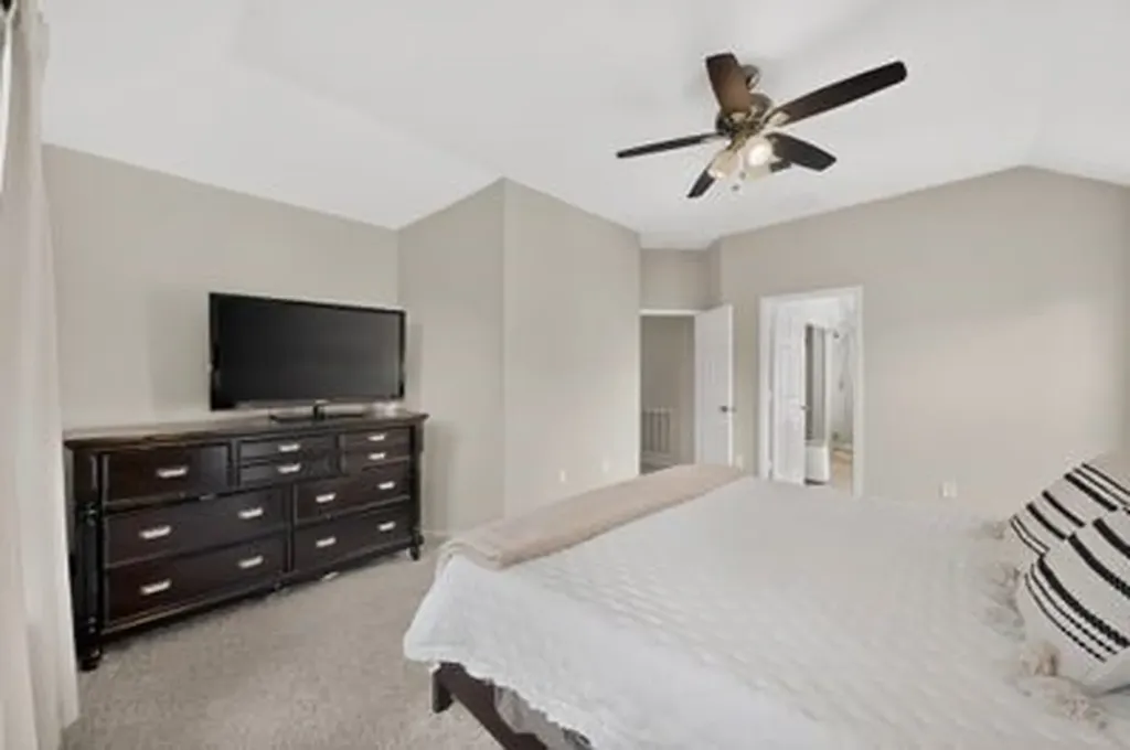 3484 Braes Meadow Drive Grand Prairie TX 75052