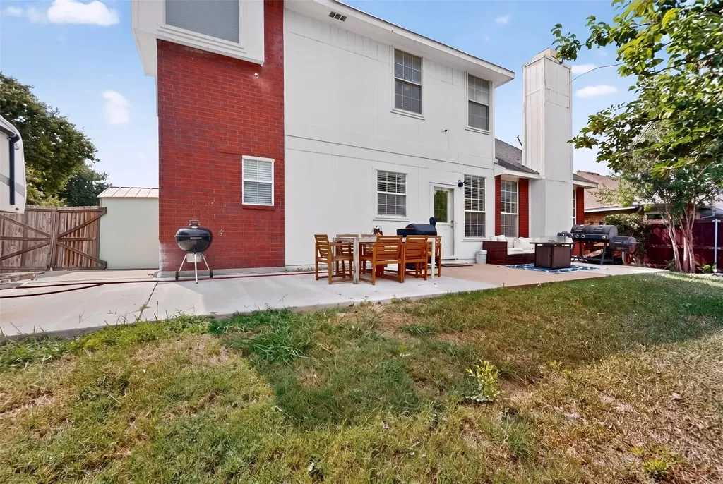3484 Braes Meadow Drive Grand Prairie TX 75052