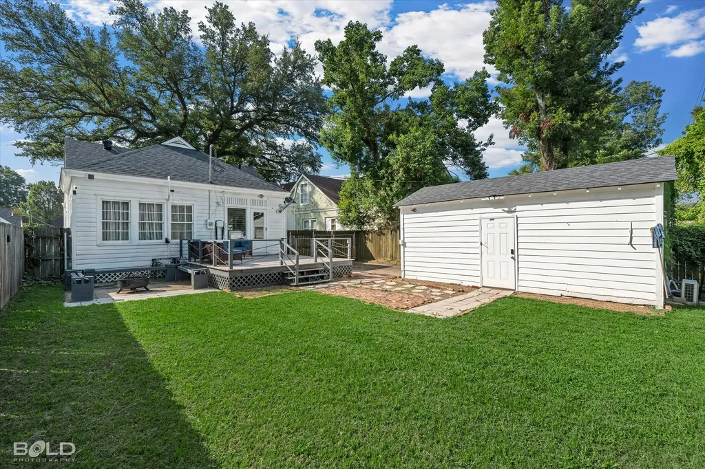 3444 Beverly Place Shreveport LA 71105