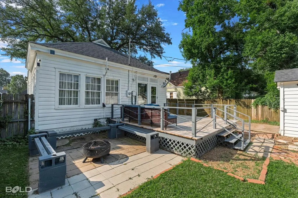 3444 Beverly Place Shreveport LA 71105