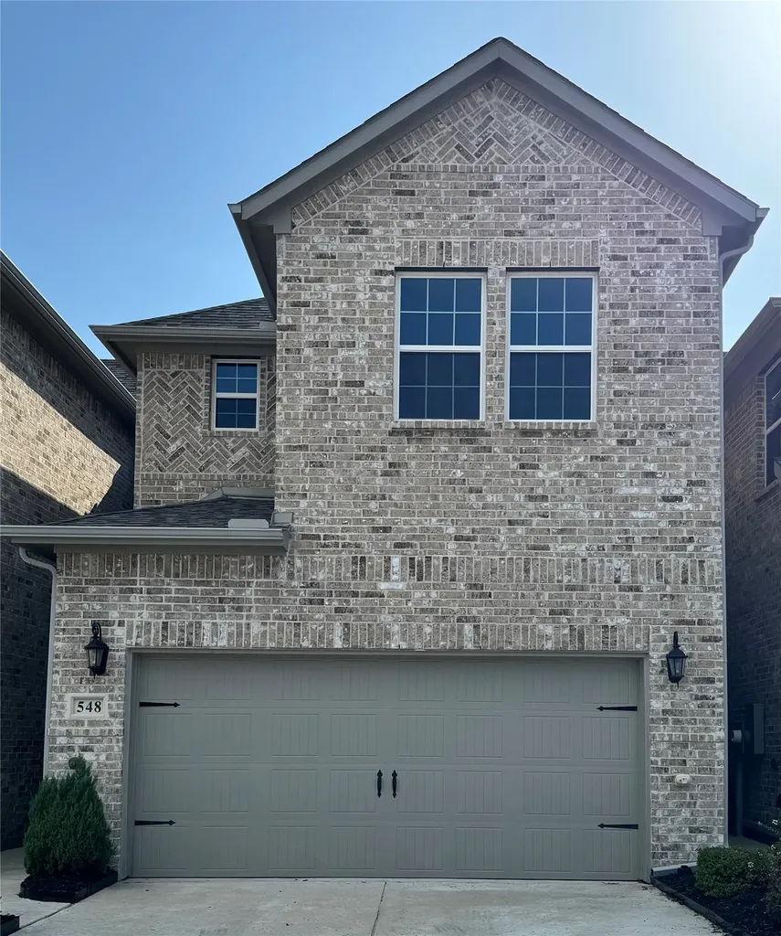 548 Hutchinson Lane Lewisville TX 75077