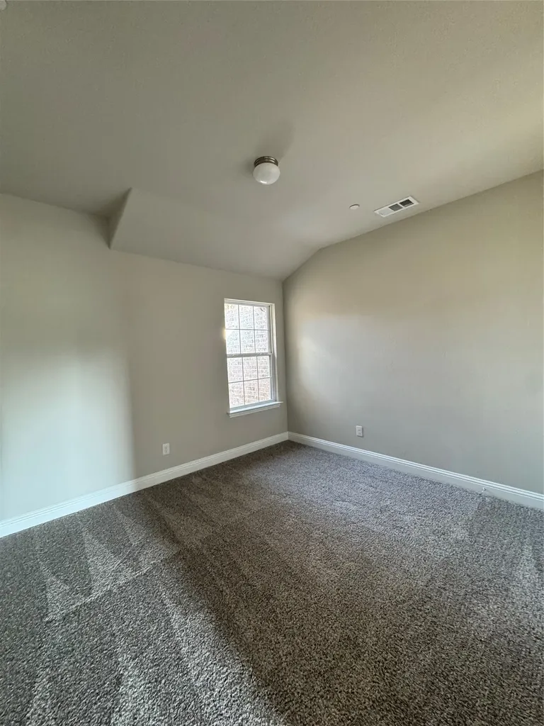 548 Hutchinson Lane Lewisville TX 75077
