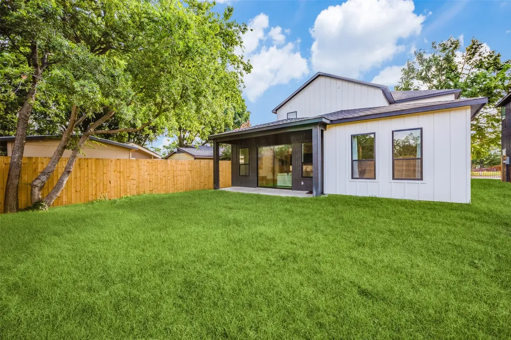 3423 N Winnetka Avenue Dallas TX 75212