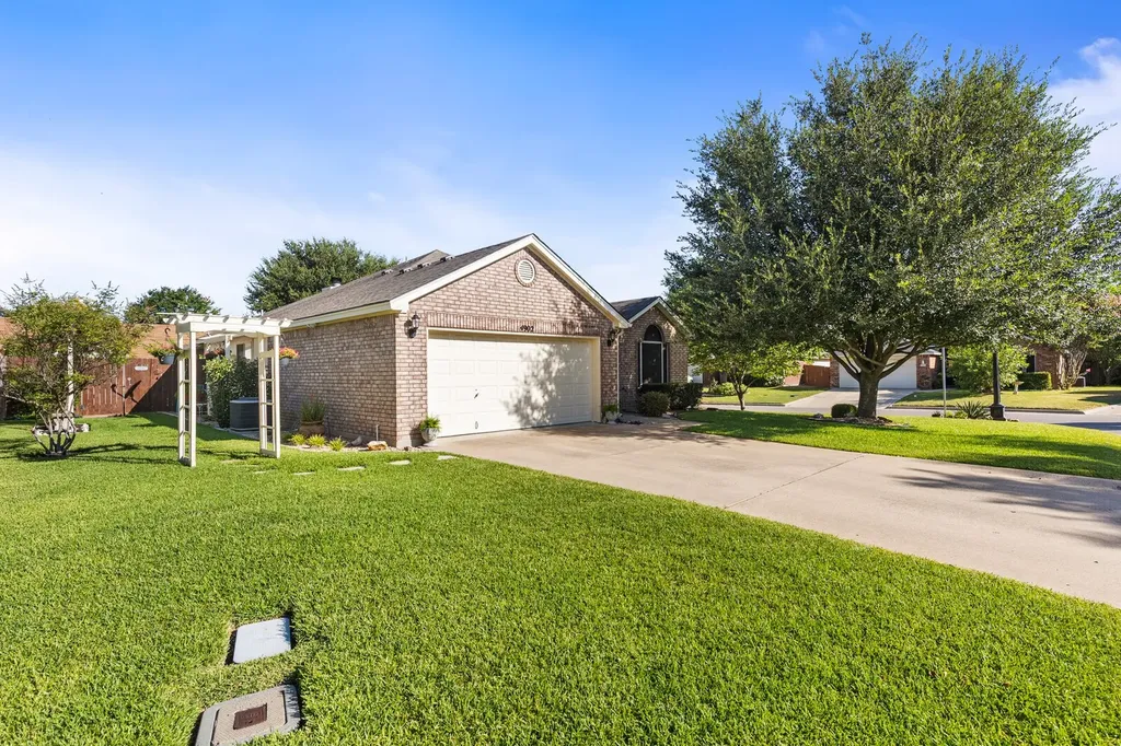 4902 J I Bruce Drive Temple TX 76502