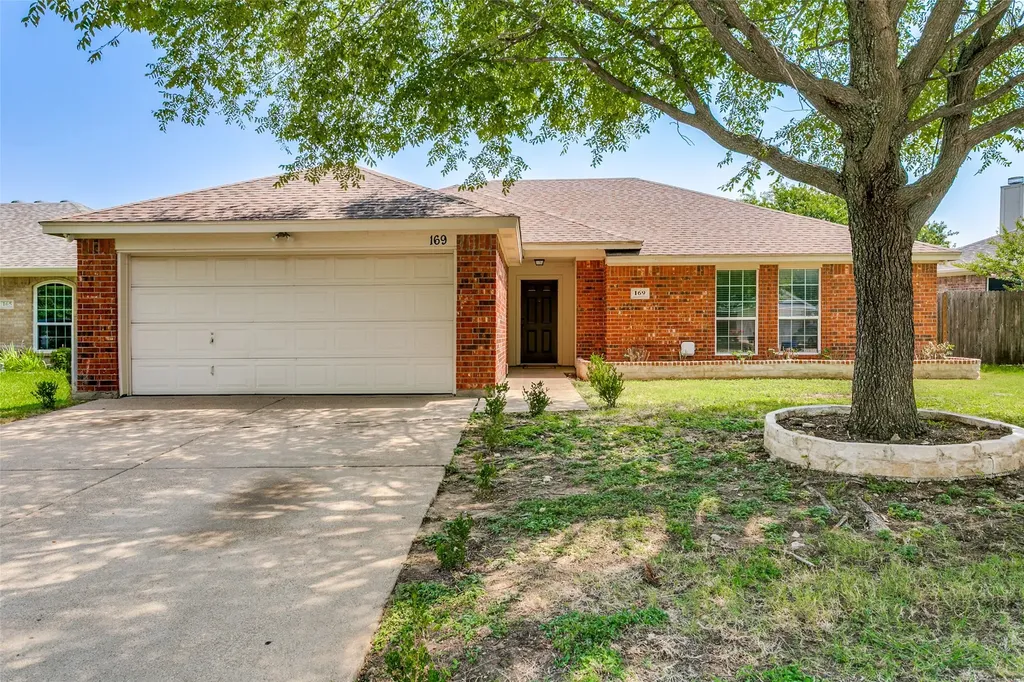 169 Adams Drive Crowley TX 76036