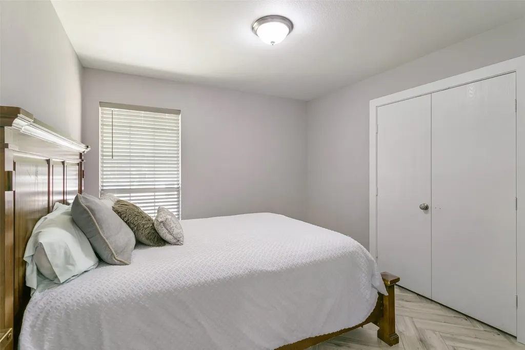 169 Adams Drive Crowley TX 76036