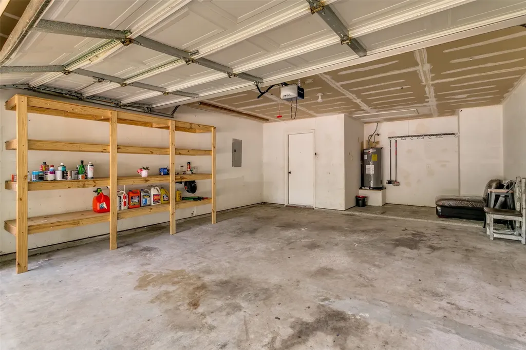 169 Adams Drive Crowley TX 76036