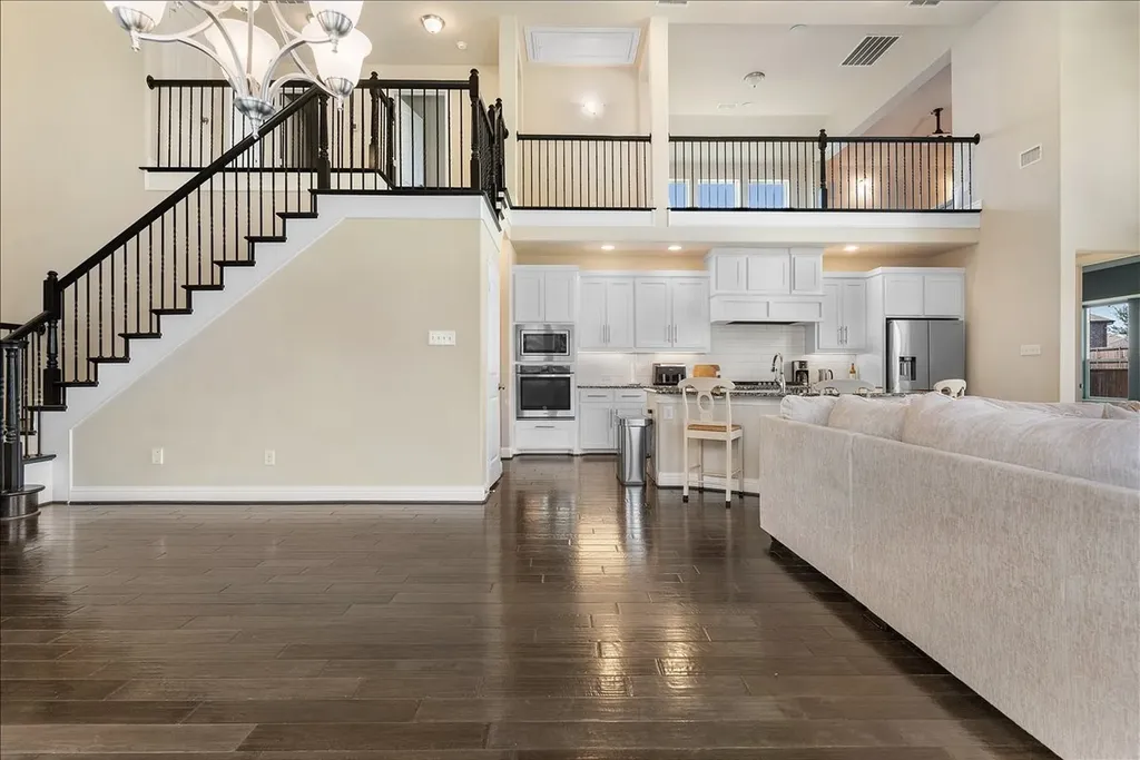 701 Auburn Court Savannah TX 76227