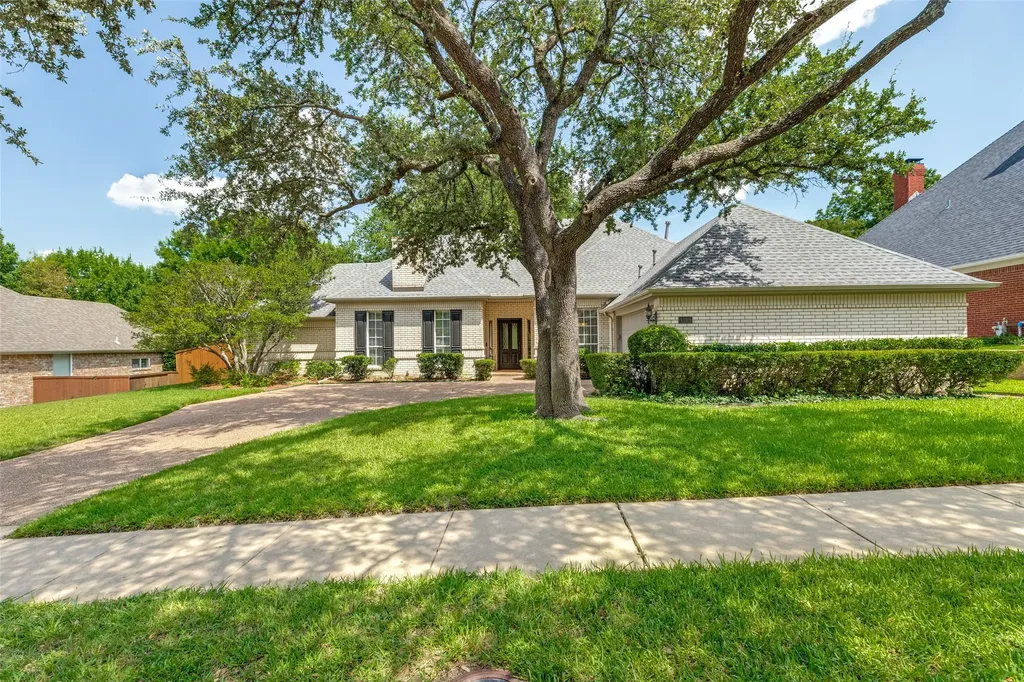 1105 Hills Creek Drive Mckinney TX 75072