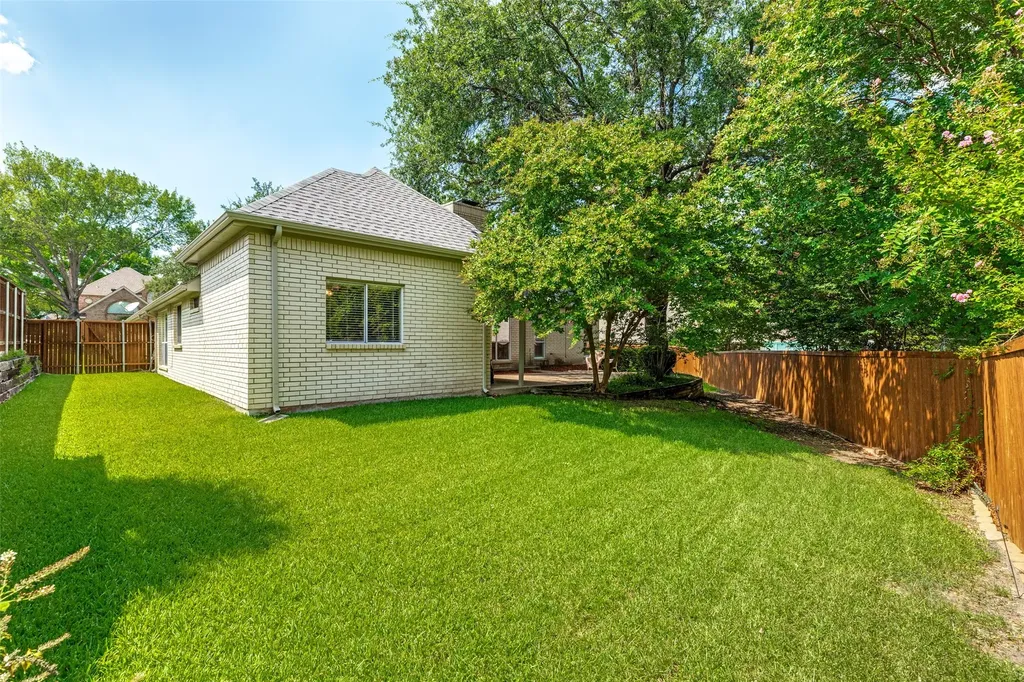 1105 Hills Creek Drive Mckinney TX 75072