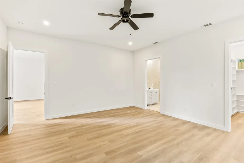 438 Bonnie View Road Dallas TX 75203