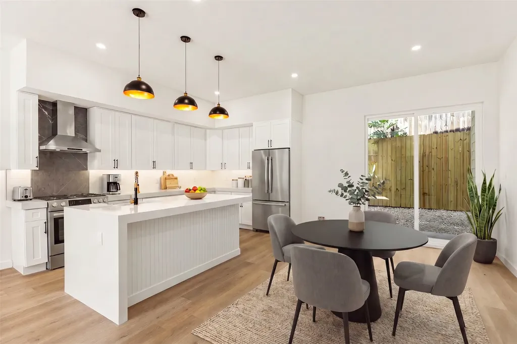 438 Bonnie View Road Dallas TX 75203