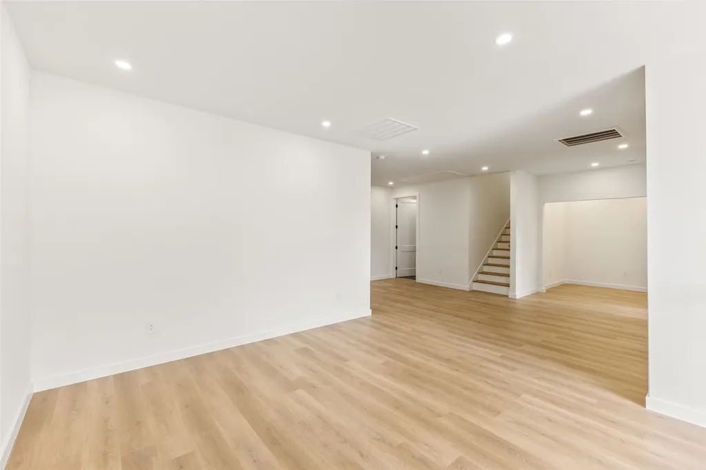 438 Bonnie View Road Dallas TX 75203