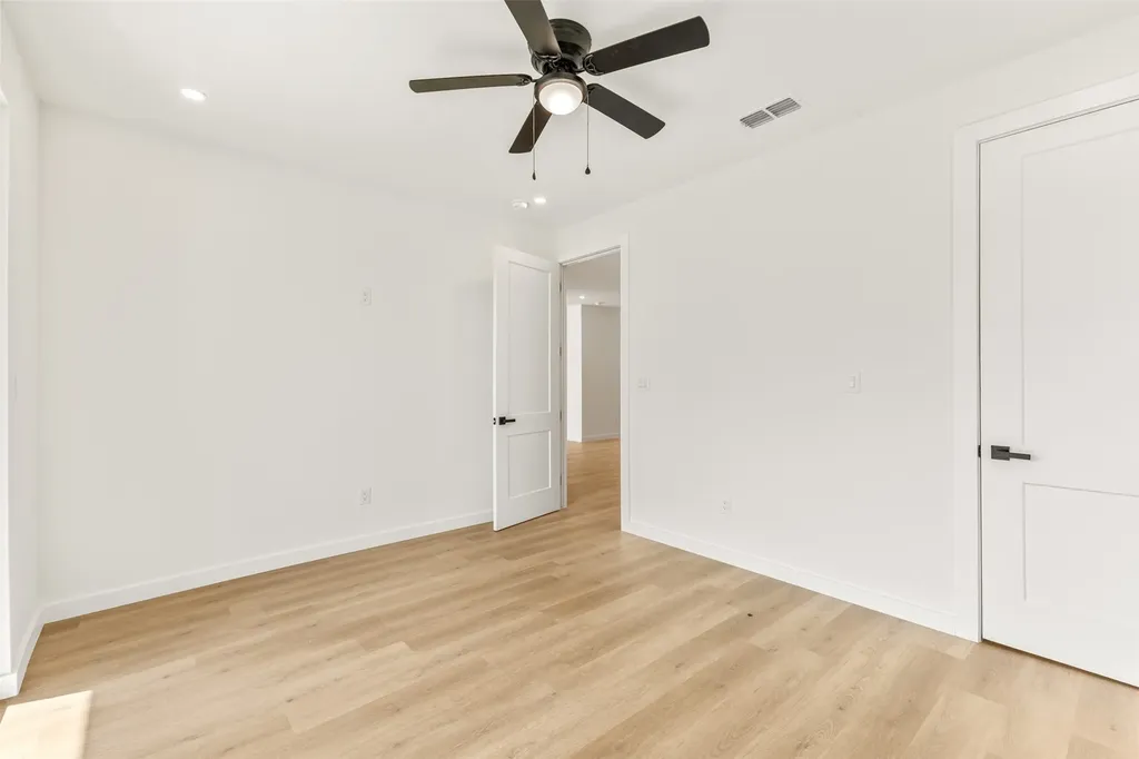 438 Bonnie View Road Dallas TX 75203