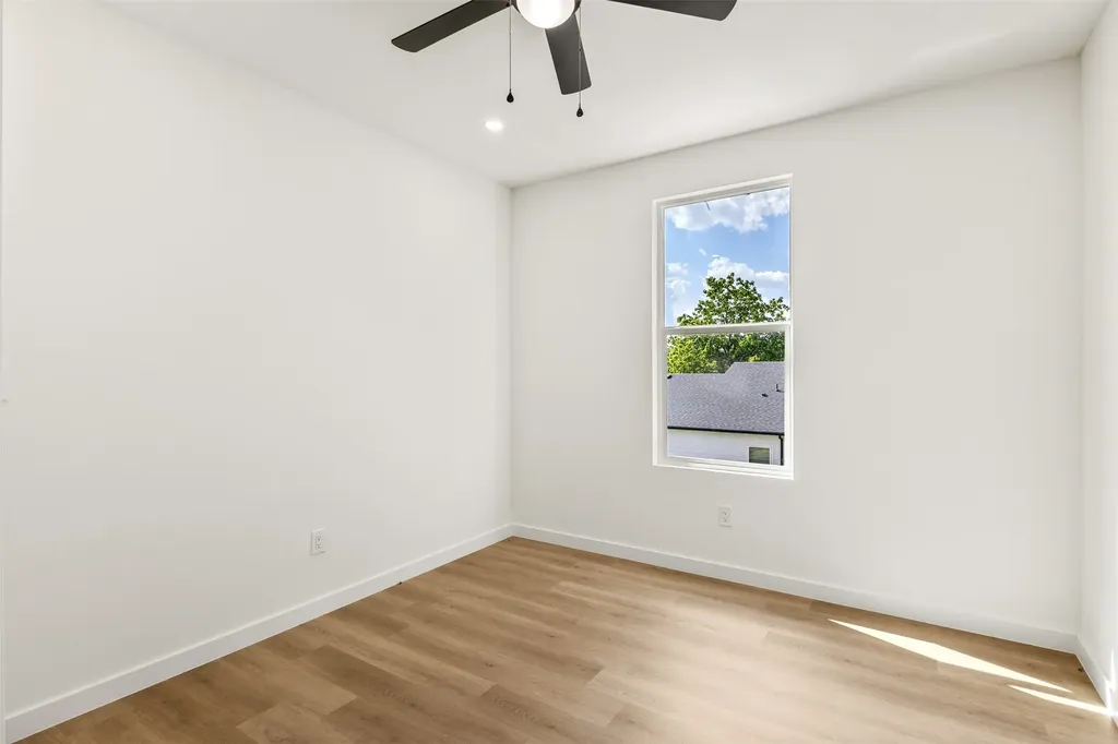 438 Bonnie View Road Dallas TX 75203