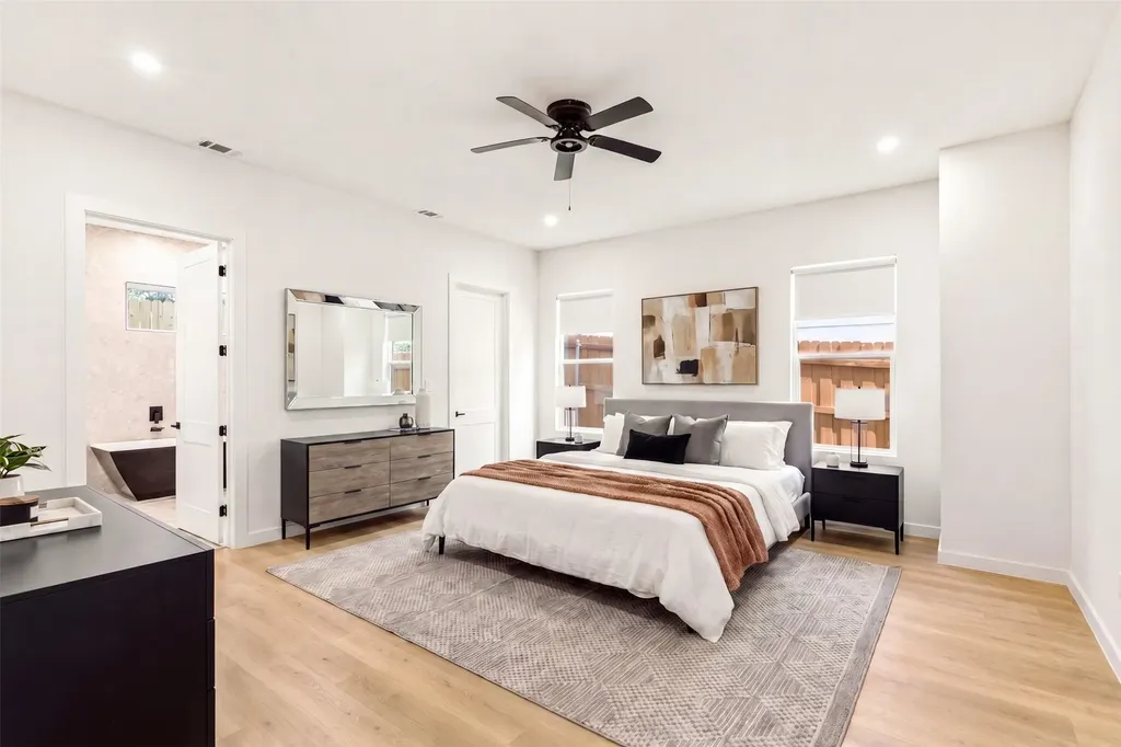 438 Bonnie View Road Dallas TX 75203