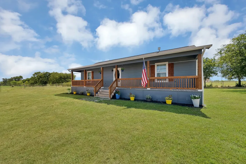 1237 Private Road 4219 Decatur TX 76234