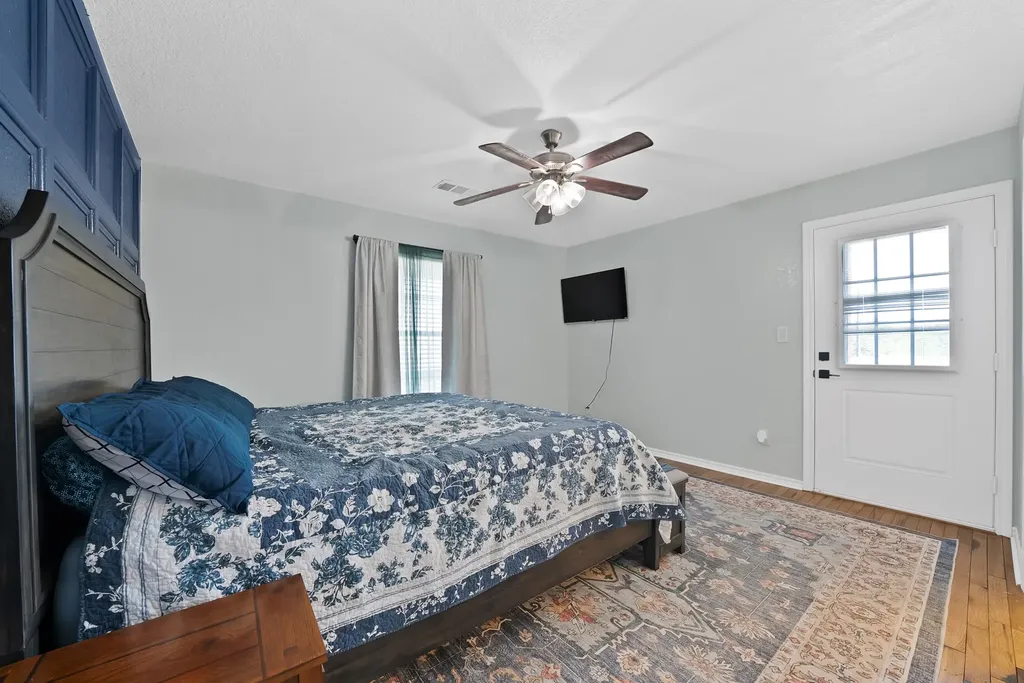 1237 Private Road 4219 Decatur TX 76234