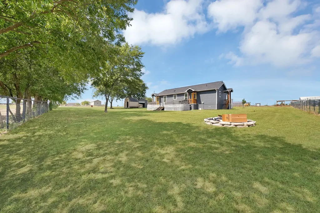 1237 Private Road 4219 Decatur TX 76234
