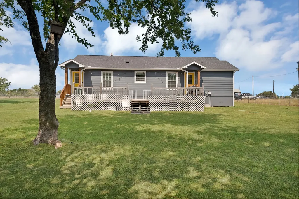 1237 Private Road 4219 Decatur TX 76234