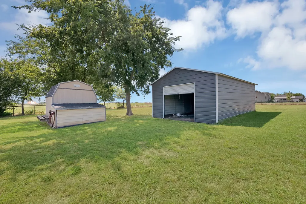 1237 Private Road 4219 Decatur TX 76234