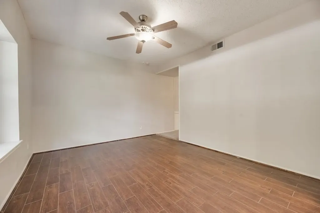 624 Trailwood Court Garland TX 75039