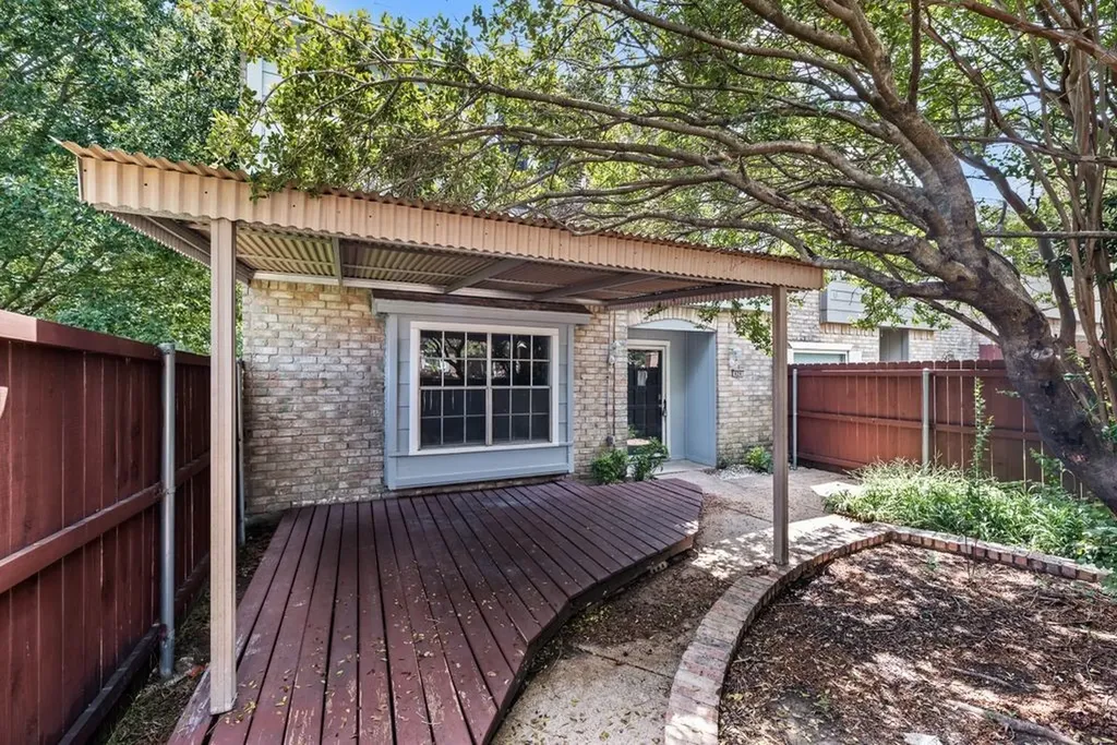 624 Trailwood Court Garland TX 75039