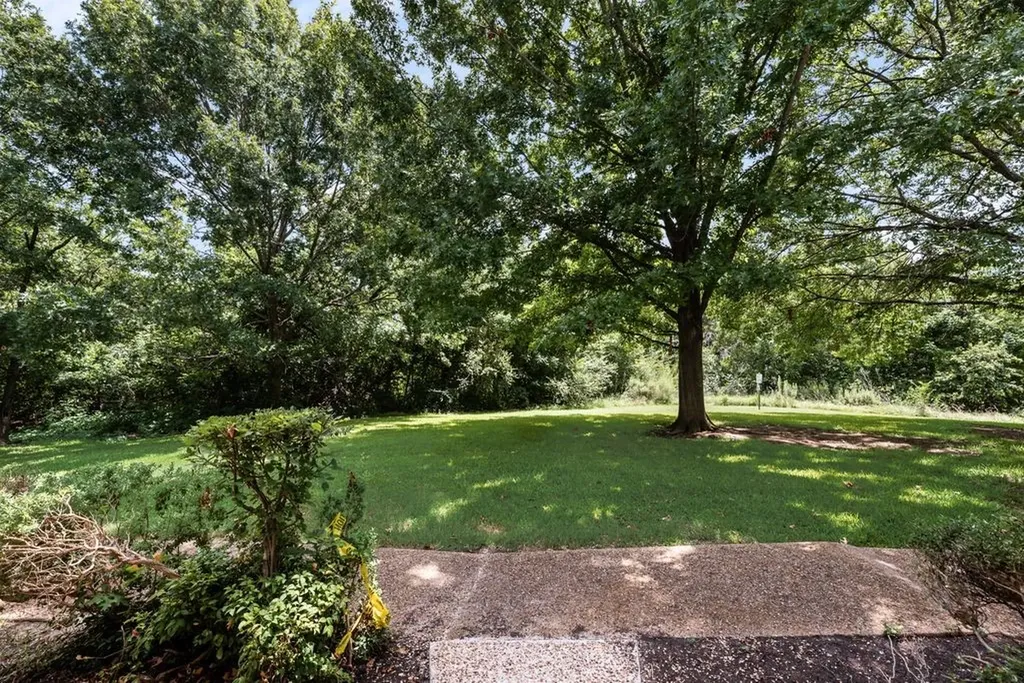 624 Trailwood Court Garland TX 75039