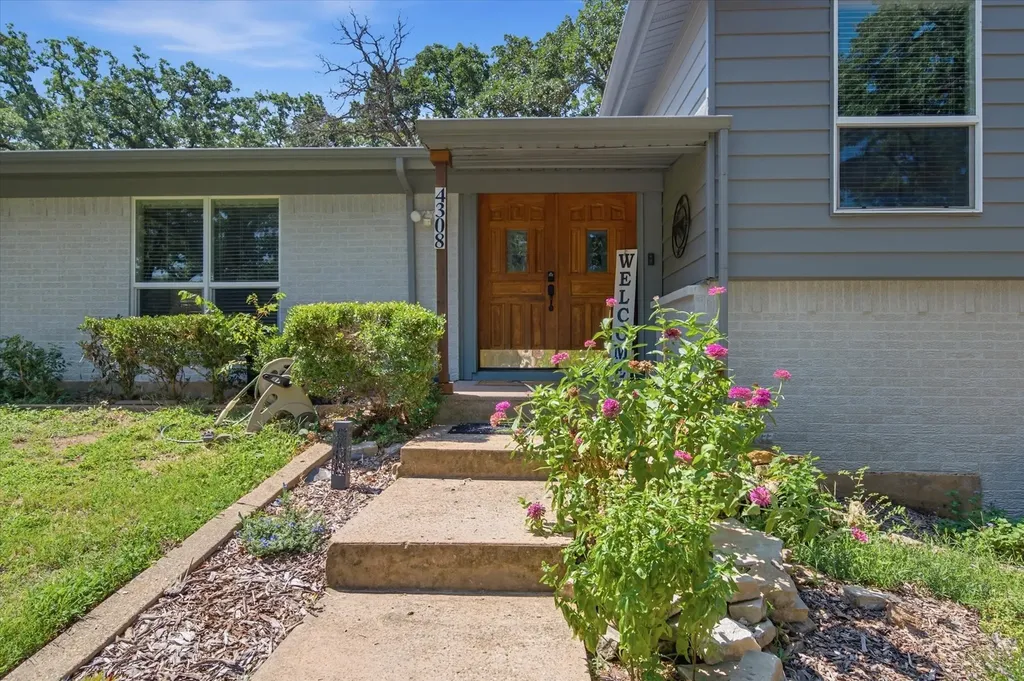 4308 Borden Drive Arlington TX 76017