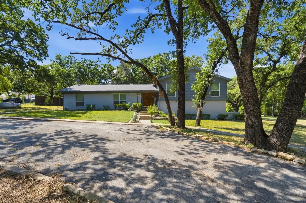 4308 Borden Drive Arlington TX 76017