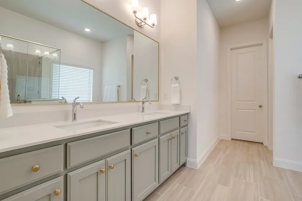 214 Observation Drive N Aledo TX 76008