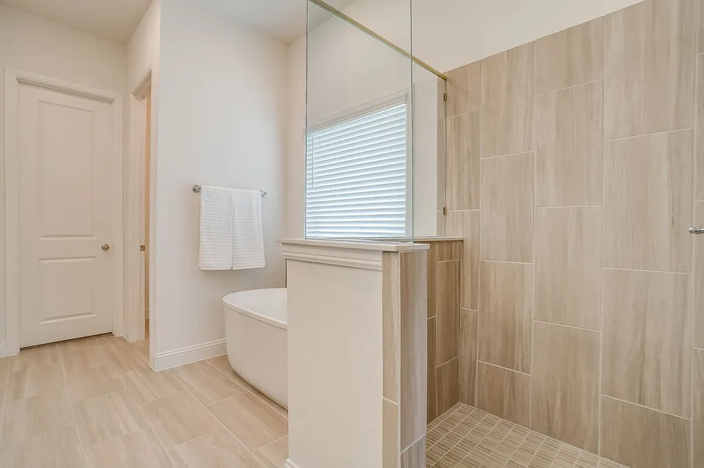 214 Observation Drive N Aledo TX 76008