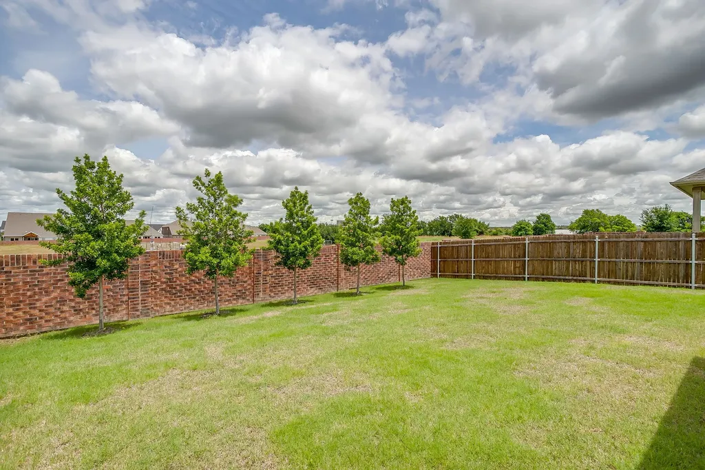 214 Observation Drive N Aledo TX 76008