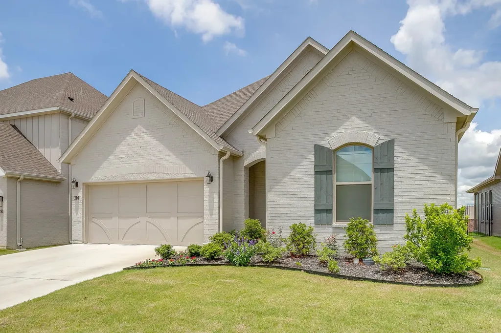 214 Observation Drive N Aledo TX 76008