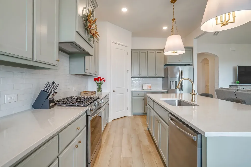 214 Observation Drive N Aledo TX 76008