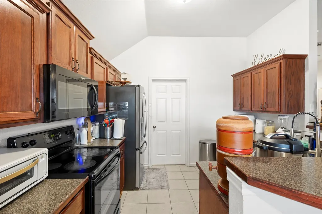 624 Jordan Lane Waxahachie TX 75165