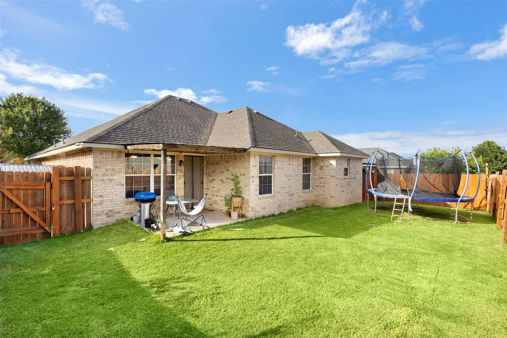 624 Jordan Lane Waxahachie TX 75165