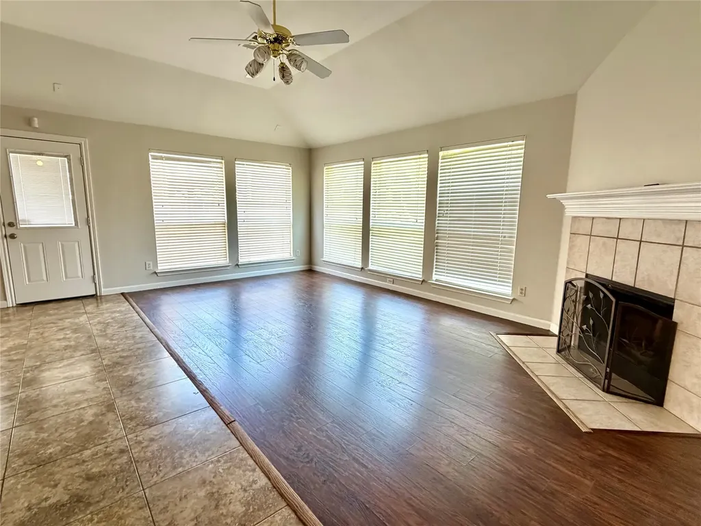 4308 Linda Kay Lane Grand Prairie TX 75052