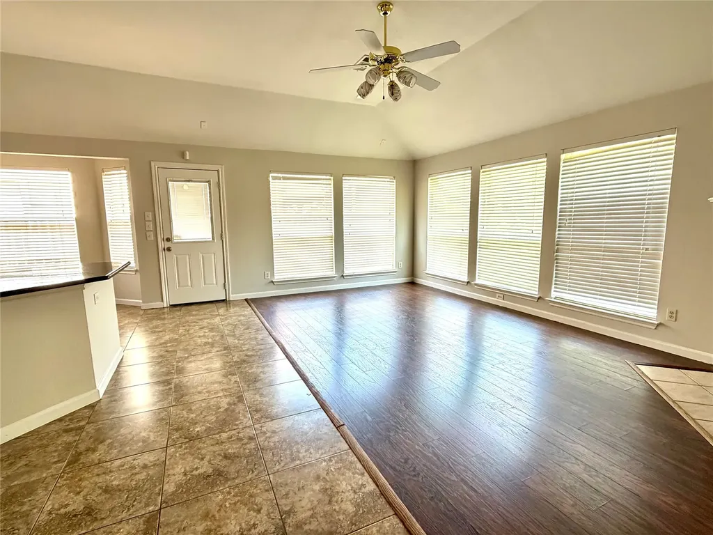 4308 Linda Kay Lane Grand Prairie TX 75052
