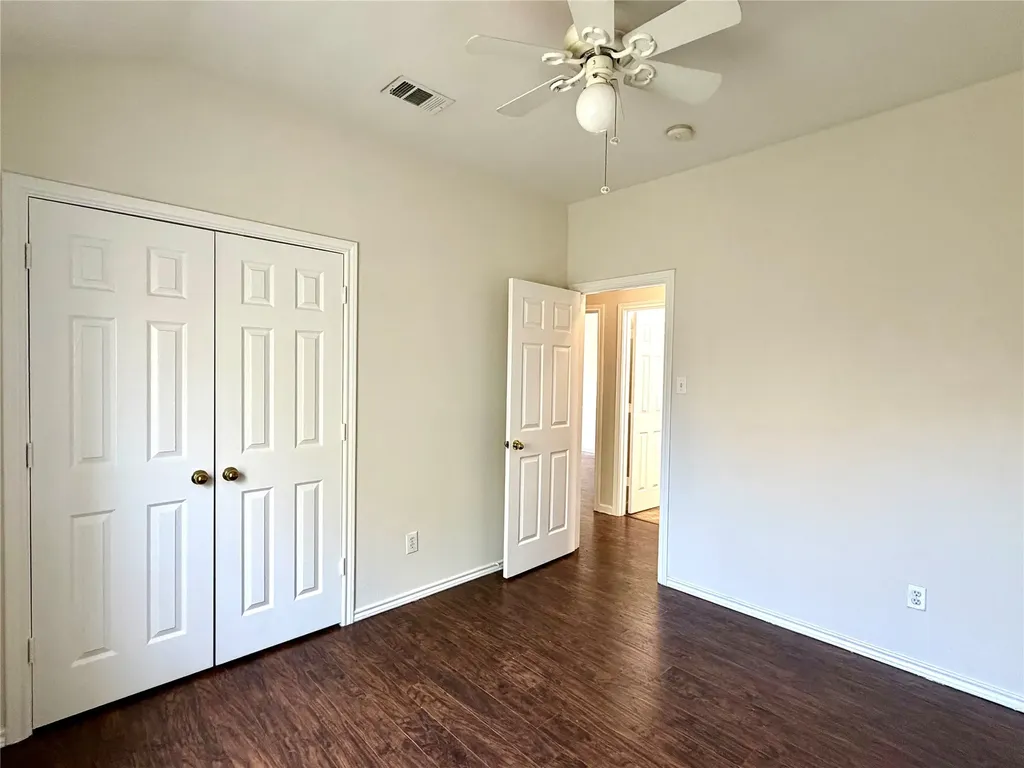 4308 Linda Kay Lane Grand Prairie TX 75052