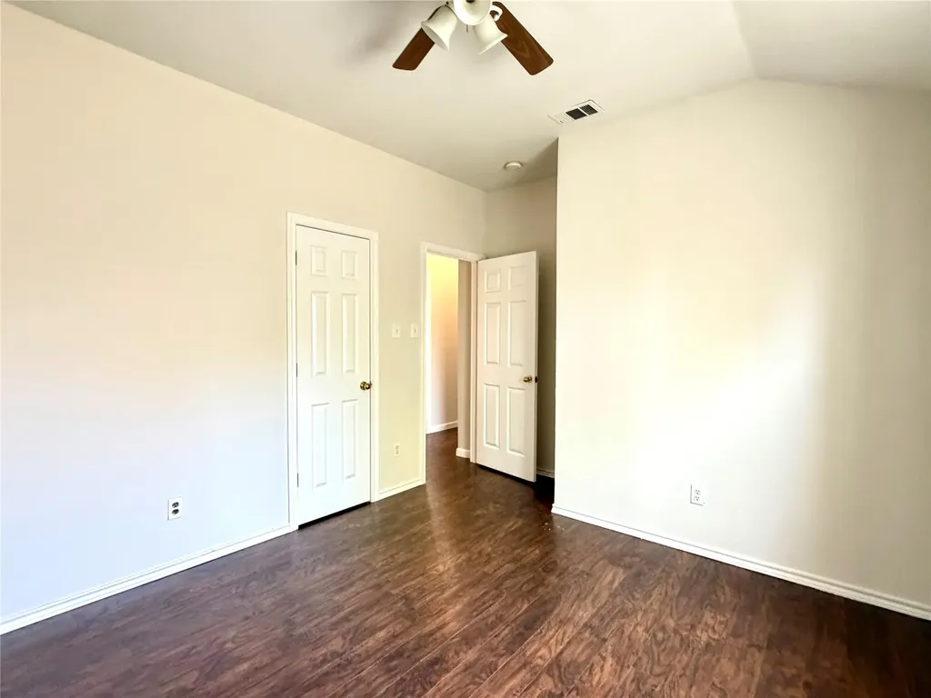 4308 Linda Kay Lane Grand Prairie TX 75052