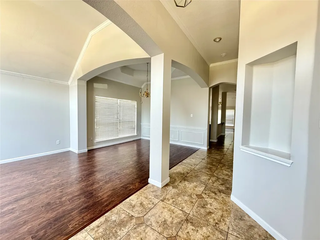 4308 Linda Kay Lane Grand Prairie TX 75052